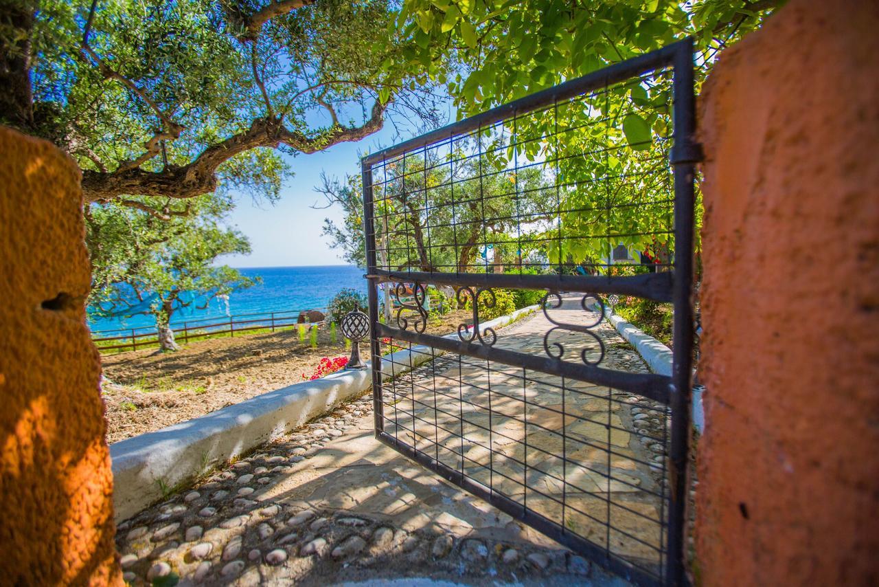 Ammos Apartments Alykanas  Exterior foto